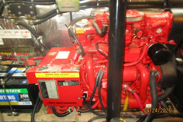 32' Regal generator