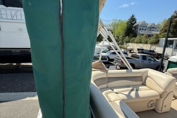 20ft Sweetwater Yacht For Sale