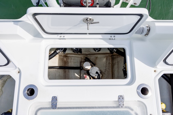 23ft Contender Yacht For Sale