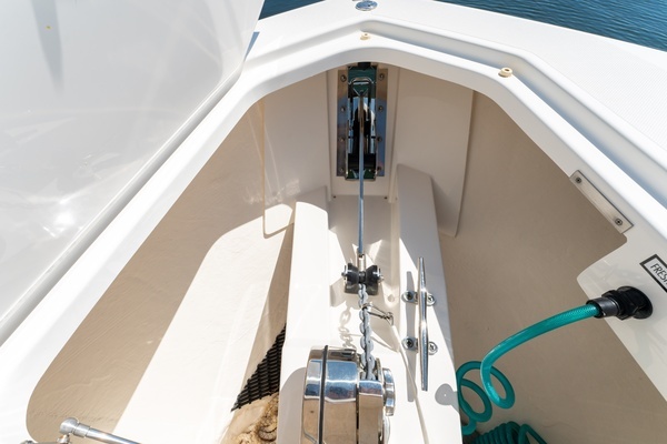 Tiara Yachts 38 LS Yacht For Sale
