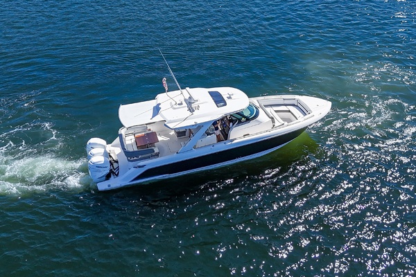 LA DOLCE VITA 38ft Tiara Yachts Yacht For Sale