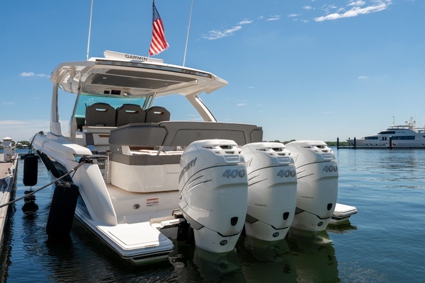 Tiara Yachts 38 LS Yacht For Sale