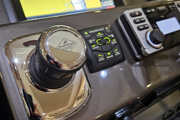 2014 Tiara Yachts 43