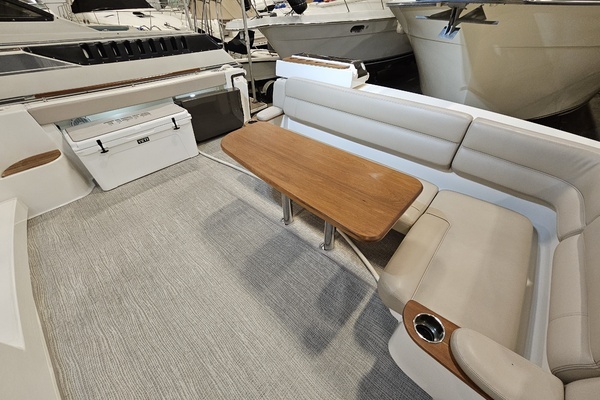 2014 Tiara Yachts 43