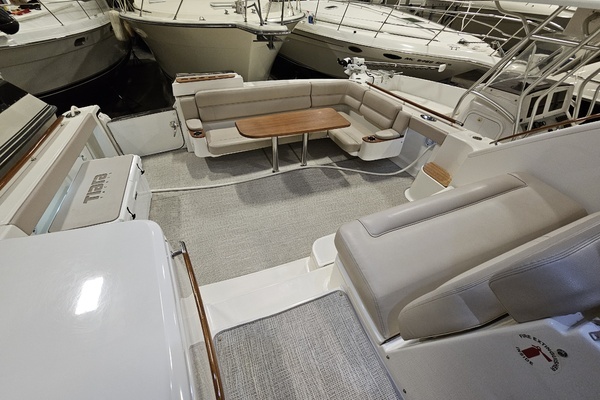 2014 Tiara Yachts 43