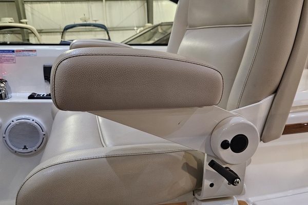 2014 Tiara Yachts 43