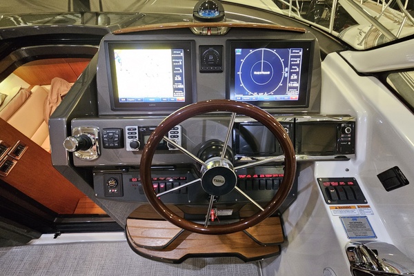 43ft Tiara Yachts Yacht For Sale