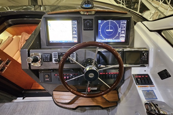 2014 Tiara Yachts 43