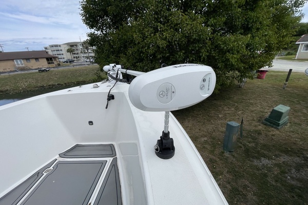 24ft Bluewater Yacht For Sale