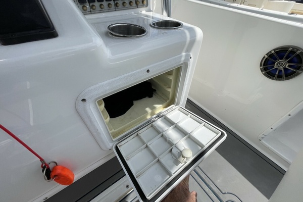 24ft Bluewater Yacht For Sale