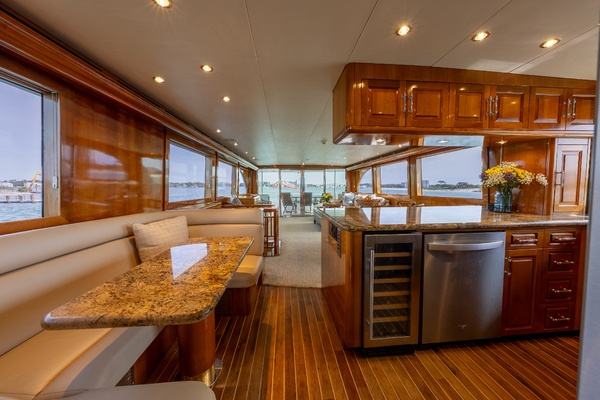 HAVILAH 75ft Hatteras Yacht For Sale