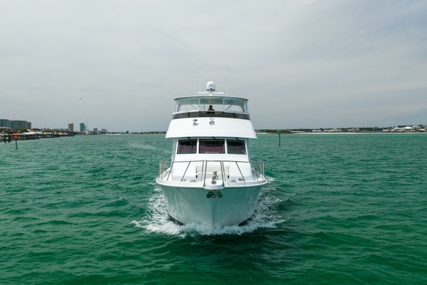2004 Hatteras 75