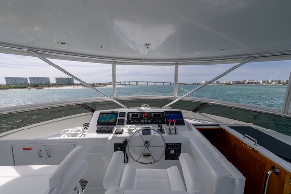 HAVILAH 75ft Hatteras Yacht For Sale