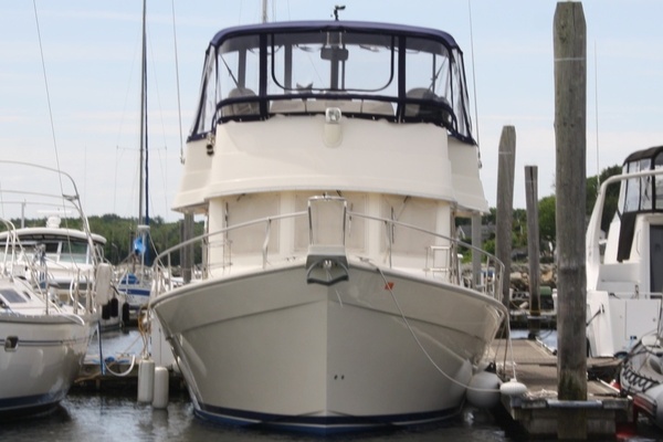 Rosalita 34ft Mainship Yacht For Sale