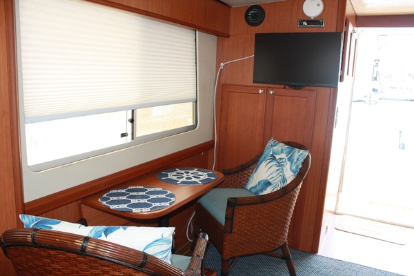 Rosalita 34ft Mainship Yacht For Sale
