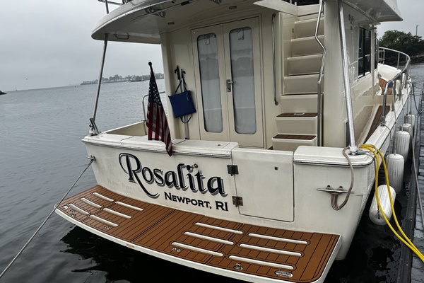 Rosalita 34ft Mainship Yacht For Sale