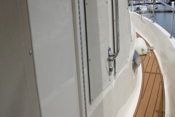 Rosalita 34ft Mainship Yacht For Sale