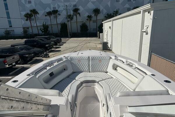 28ft Sea Fox Yacht For Sale