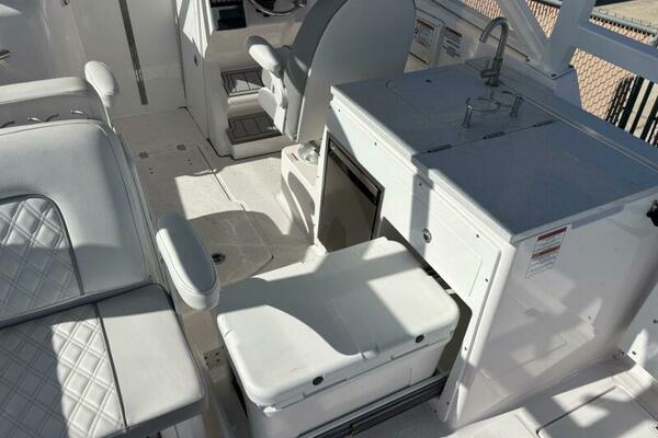 28ft Sea Fox Yacht For Sale