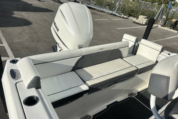 23ft Tidewater Yacht For Sale
