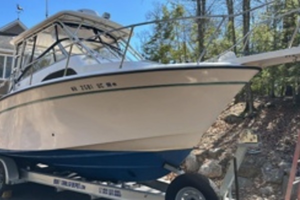 Photo of the 1999 Grady-White Marlin "The Dog House"