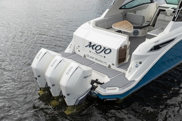 MOJO 32ft Sea Ray Yacht For Sale