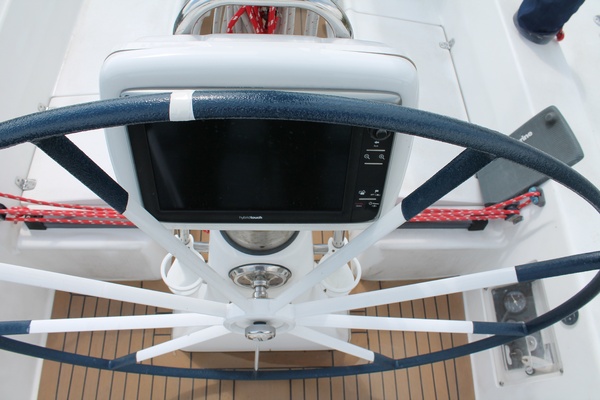 J/109 Shoal Draft with Carbon Spars