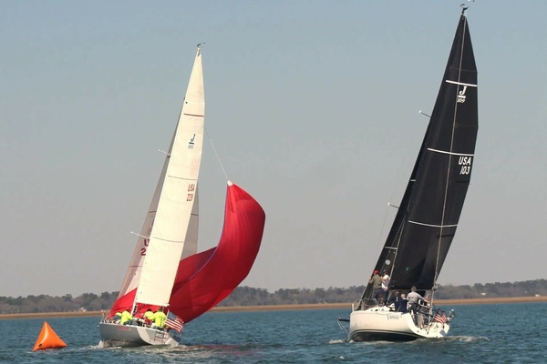 J/109 Shoal Draft with Carbon Spars