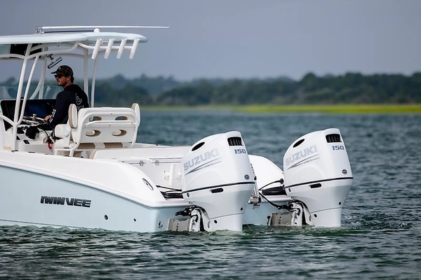 Photo of the 2023 Twin Vee 240 GFX