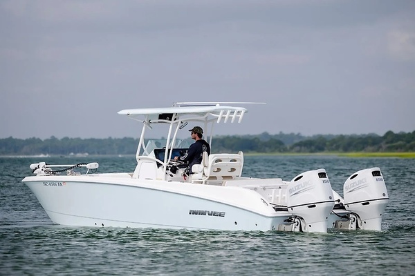 Photo of the 2023 Twin Vee 240 GFX