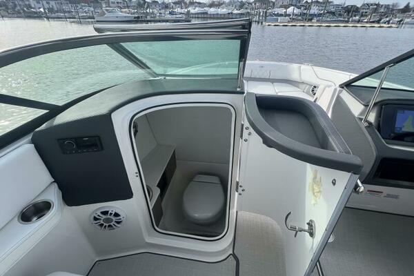 26ft Regal Yacht For Sale