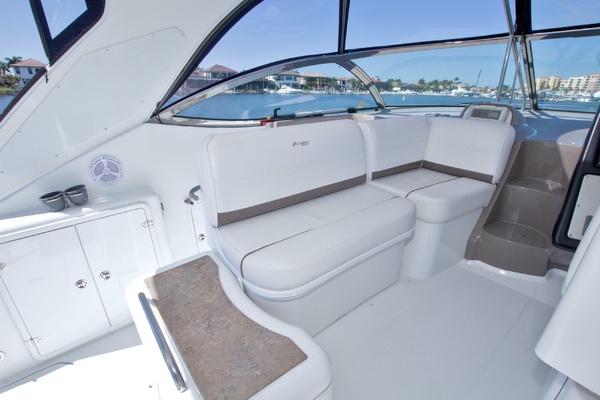 Altitude Adjustment 42ft Cruisers Yachts Yacht For Sale