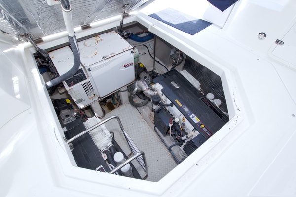 Altitude Adjustment 42ft Cruisers Yachts Yacht For Sale
