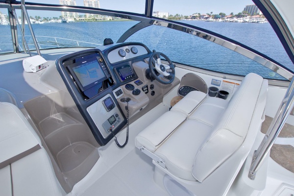 Altitude Adjustment 42ft Cruisers Yachts Yacht For Sale