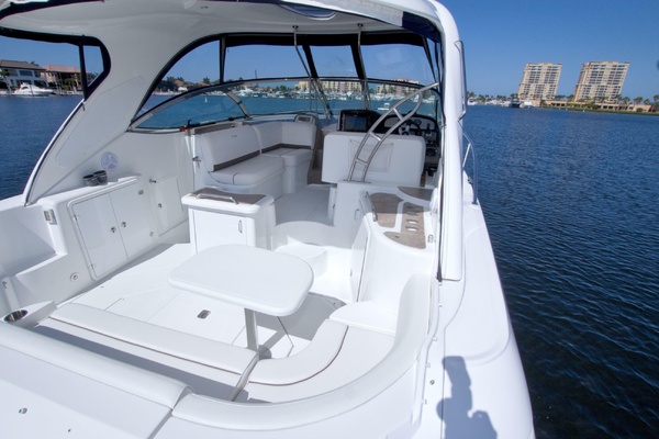 Altitude Adjustment 42ft Cruisers Yachts Yacht For Sale