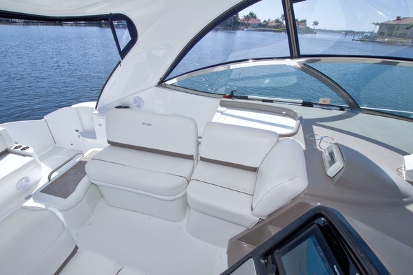 Altitude Adjustment 42ft Cruisers Yachts Yacht For Sale