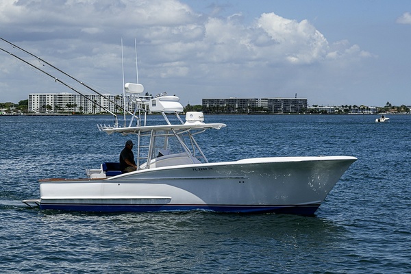 CANDY RIDE 29ft Winter Custom Yachts Yacht For Sale