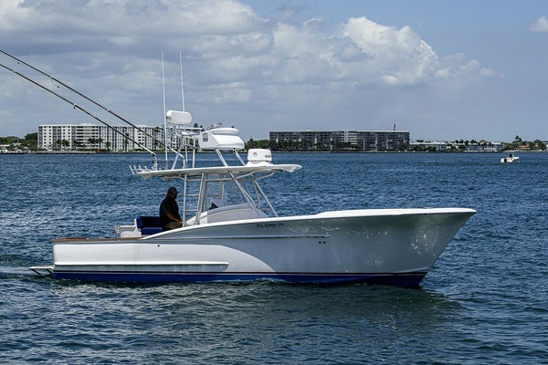 29-ft-Winter Custom Yachts-2010-Center Console-CANDY RIDE Palm Beach Florida United States  yacht for sale