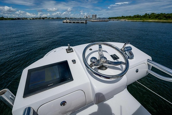 2010 Winter Custom Yachts 29