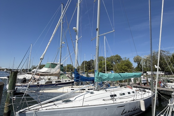 Lanikai 40ft Beneteau Yacht For Sale