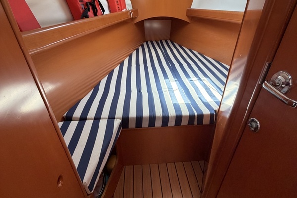 Lanikai 40ft Beneteau Yacht For Sale