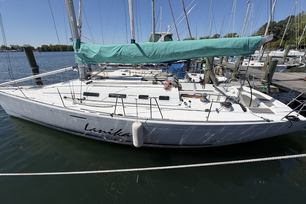 Lanikai 40ft Beneteau Yacht For Sale
