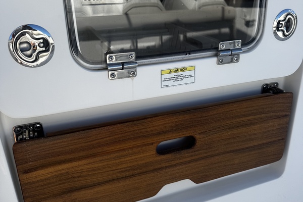 40ft Boston Whaler Yacht For Sale