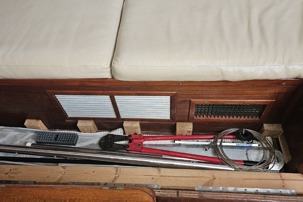 54ft Irwin Yacht For Sale