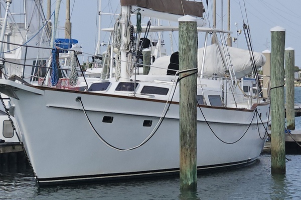 54ft Irwin Yacht For Sale