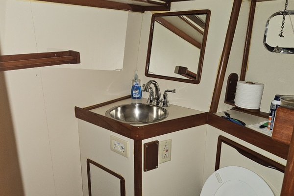 54ft Irwin Yacht For Sale
