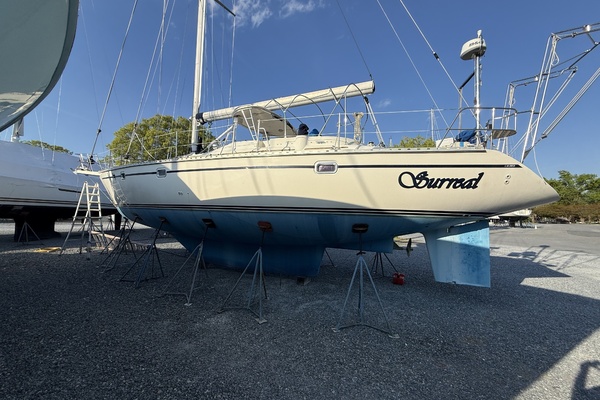 Surreal 47ft Caliber Yacht For Sale