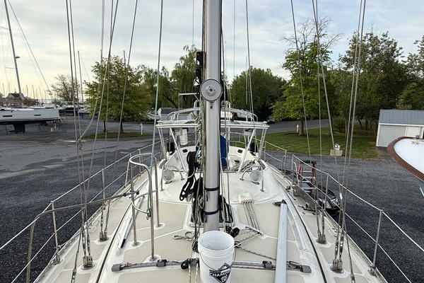 Surreal 47ft Caliber Yacht For Sale