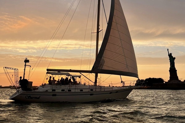 Surreal 47ft Caliber Yacht For Sale