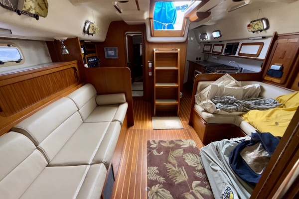 Surreal 47ft Caliber Yacht For Sale